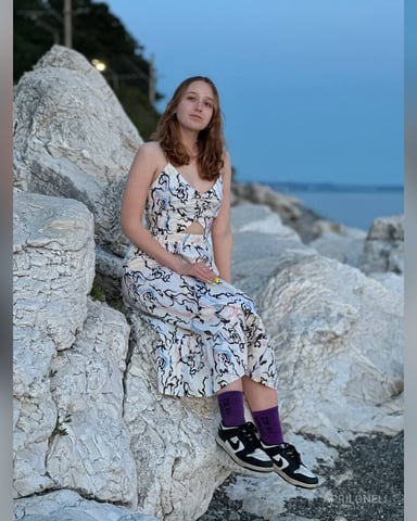 AprilOneli, fotografie