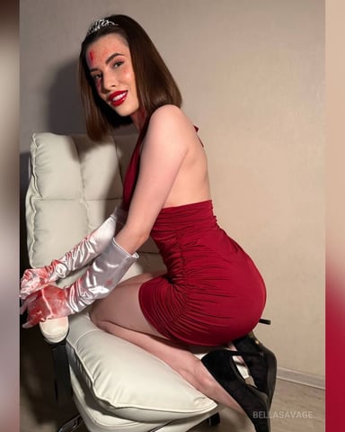 BellaSavage foto