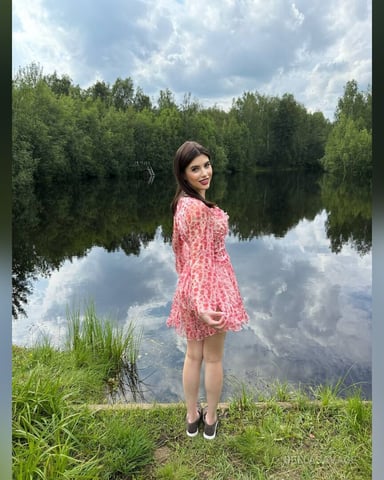 BellaSavage foto