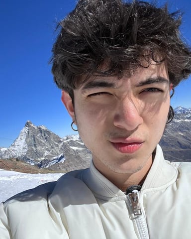 ElliotFontaine photo 23