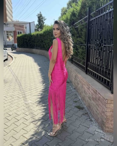AmelyaSmith foto