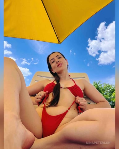 NinaPeterson photo