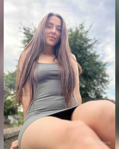 NinaPeterson photo