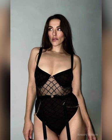 NinaPeterson photo