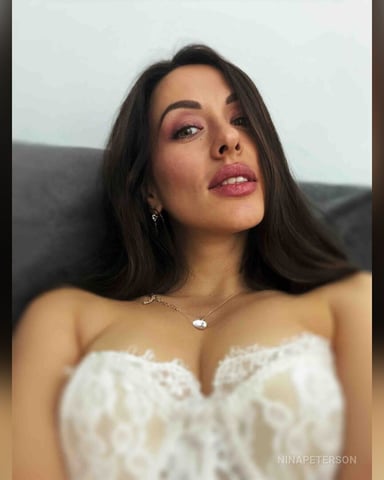 NinaPeterson photo