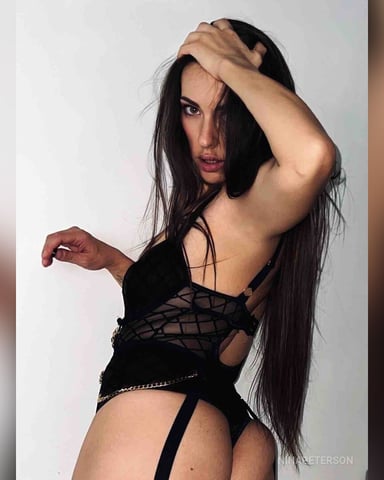 NinaPeterson photo