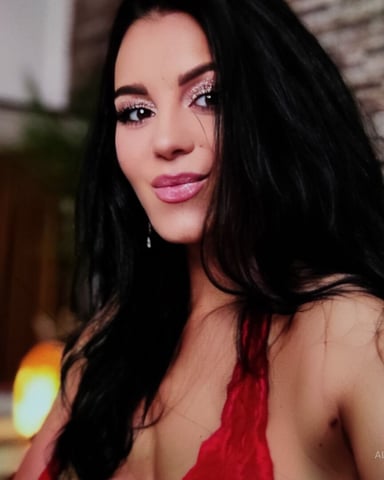 AlyMavi, fotografie