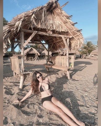 RiccaHermosa photo