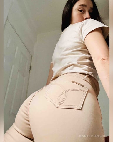 JenniferJansun foto