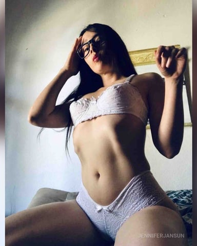 JenniferJansun foto