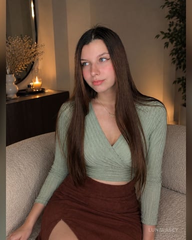 LunaLasey photo 4