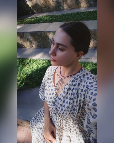 AnabelleCharis photo