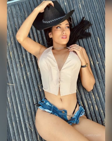 ClaryLewis Foto
