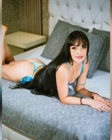 ChloeyBlack photo