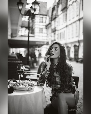 SelenaLain foto
