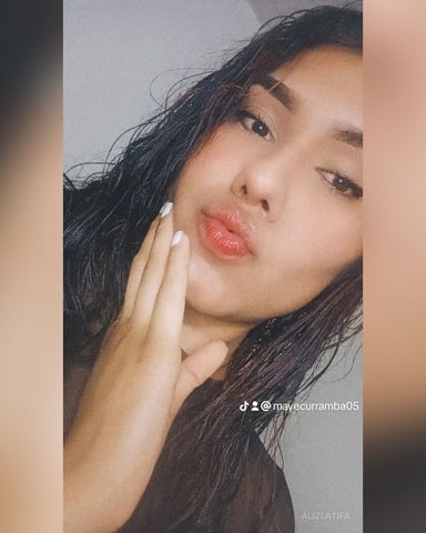 AlizLatifa Foto
