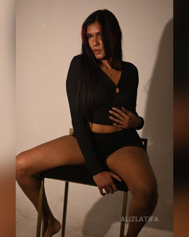 AlizLatifa Foto