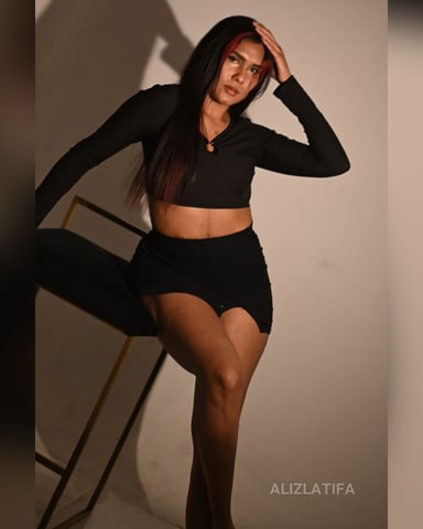 AlizLatifa Foto