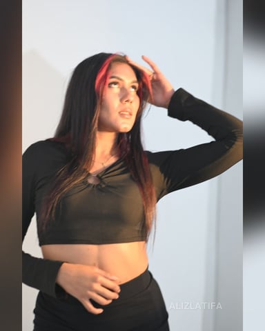 AlizLatifa Foto