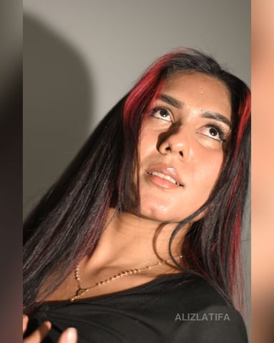 AlizLatifa Foto