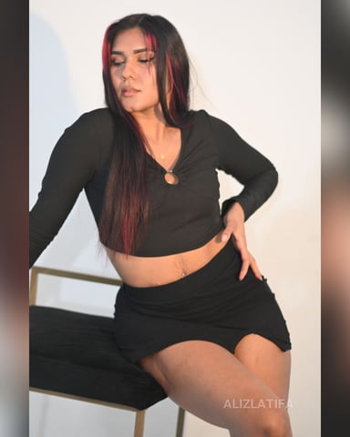 AlizLatifa Foto