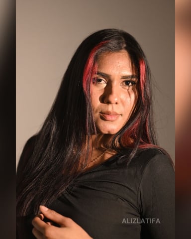 AlizLatifa Foto