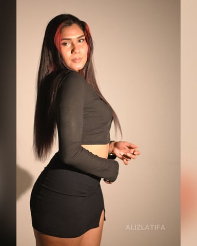 AlizLatifa Foto