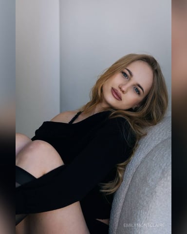 EmilyMontclaire photo