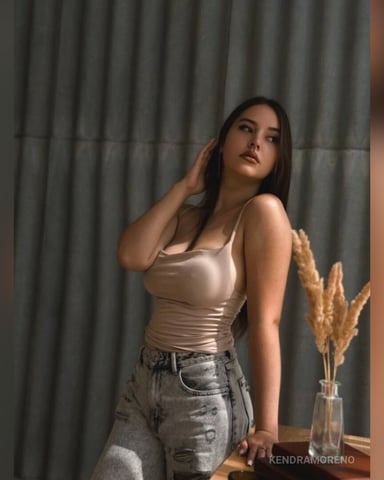 KendraMoreno foto
