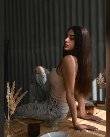 KendraMoreno foto