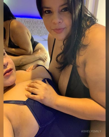 AshelyEmily Foto
