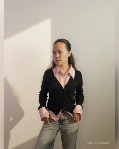 LillieTomson photo 3