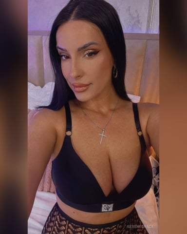 SereneGrace foto