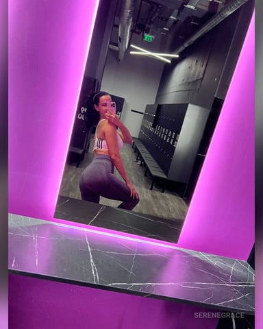 SereneGrace foto