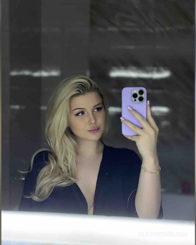 AlexisPowelson, fotografie