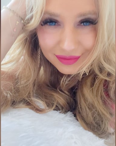 SelenaSelin foto