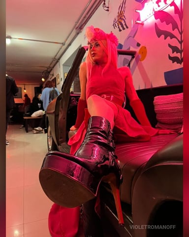 VioletRomanoff foto