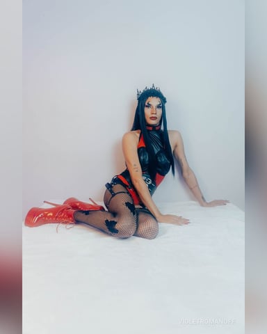 VioletRomanoff foto