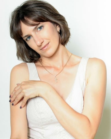AngelicaWebb foto