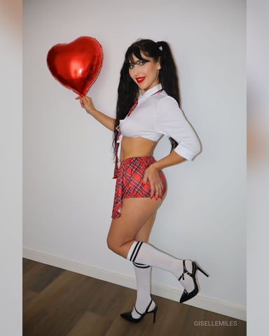 GiselleMiles photo