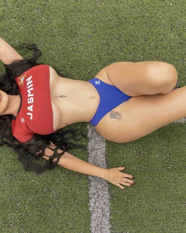 EstefaniaBrown foto