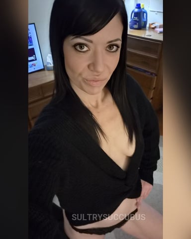 Sultrysuccubus foto