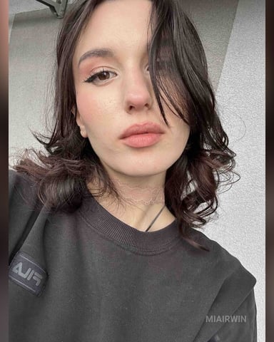 MiaIrwin photo
