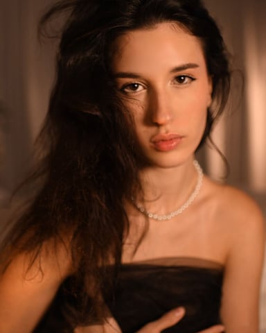 MiaIrwin photo