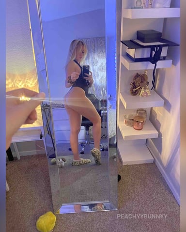 PeachyyBunnyy Foto