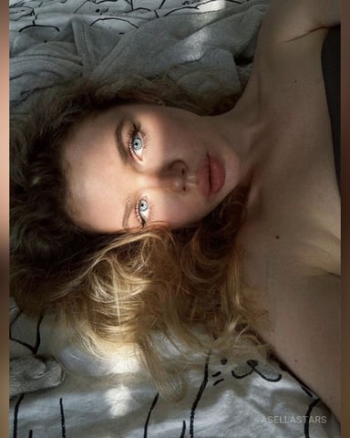 AsellaStars photo
