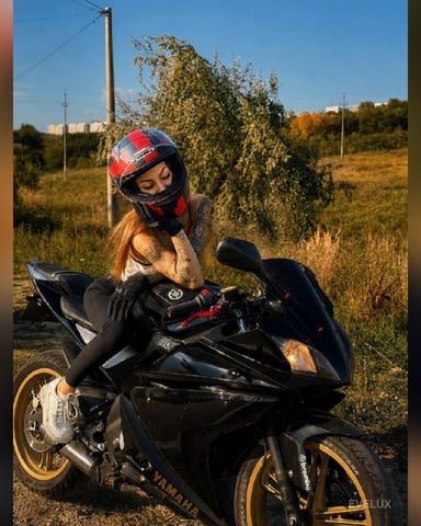 EveLux photo
