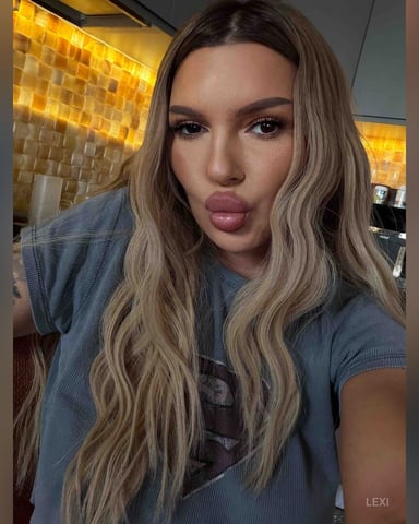 Lexi photo
