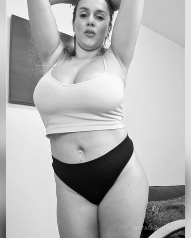 NatashaChiara photo