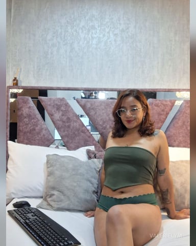 ValerieLym photo